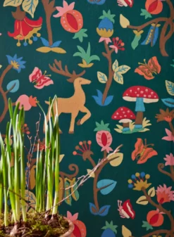 Tapete Fairytale Forest Dunkelgrün