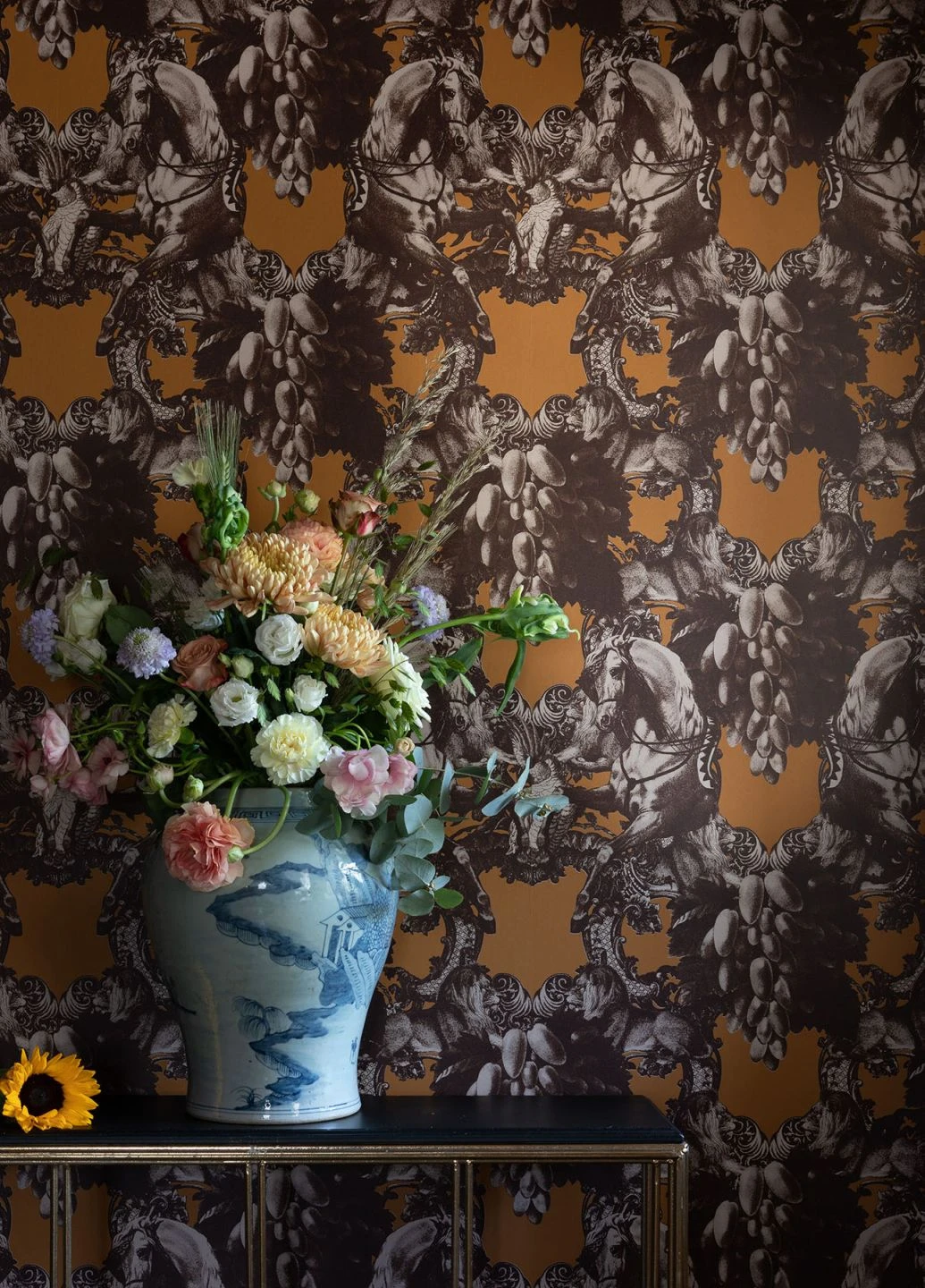 Tapete Sir Grace Ockerbraun – Bild 3